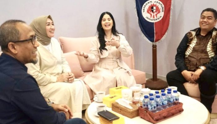 Bertemu Ketua YJI, Marlina Muzakir Bahas Kerja Sama Peningkatan Kesehatan Jantung Bagi Remaja dan Perempuan