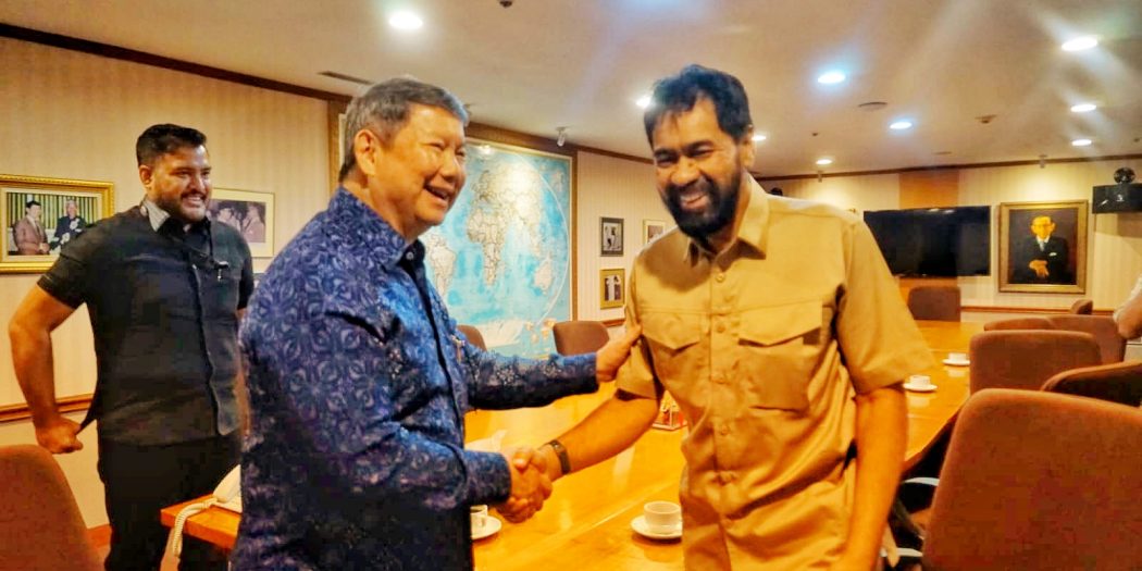 Gubernur Aceh Muzakir Manaf bertemu Hashim Djojohadikusumo