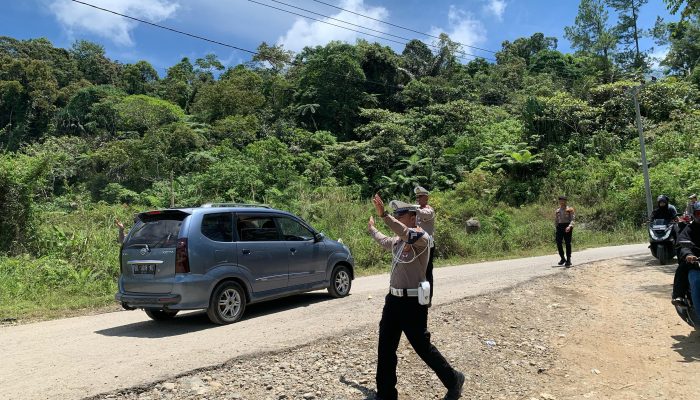 Petugas Pastikan Kelancaran dan Kenyamanan Arus Mudik di Tiga Titik Strategis