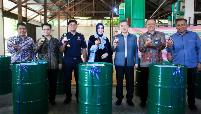 Perdana Nilam Aceh Diekspor dengan Pesawat, Diterima Buyer Hanya dalam Dua Hari