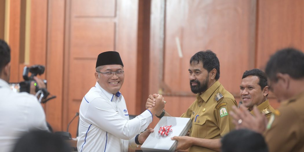 Gubernur Aceh Muzakir Manaf