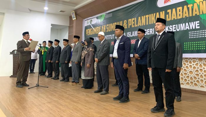 Rektor IAIN Lhokseumawe Lantik 14 Pejabat Baru