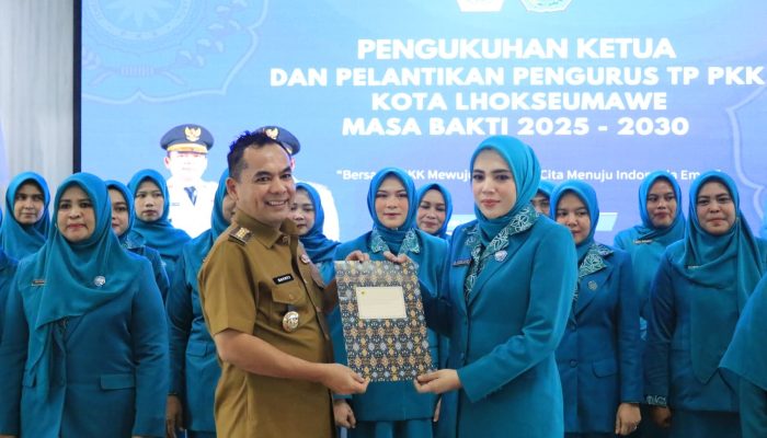 Wali Kota Kukuhkan Tim Penggerak PKK Kota Lhokseumawe