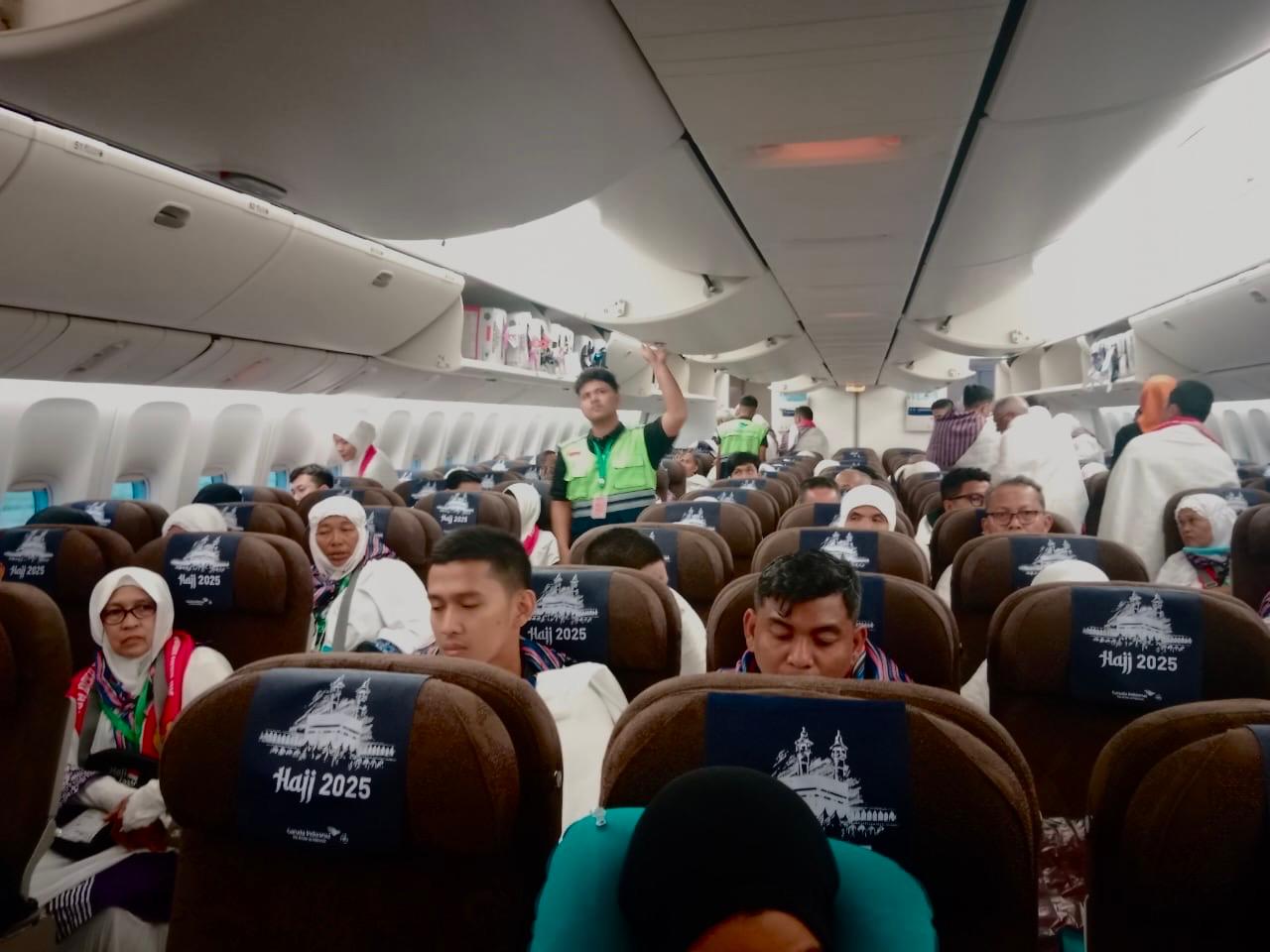 Jemaah haji aceh kloter 1