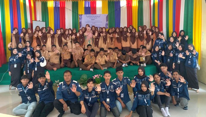 Himabis Unimal Kampanyekan Anti Bullying di SMPN 7 Lhokseumawe