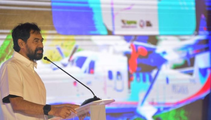 Mualem Resmikan Operasional Pesawat Charter dan Bandara PT PGE