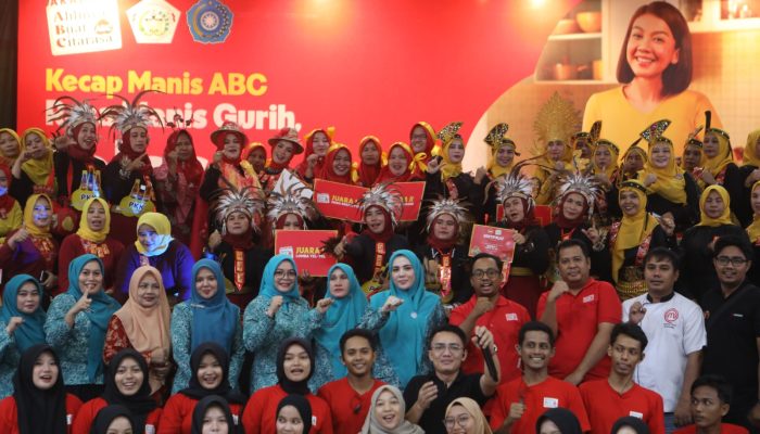 Wali Kota dan Ketua TP-PKK Lhokseumawe Sambut Roadshow Akademi ABC