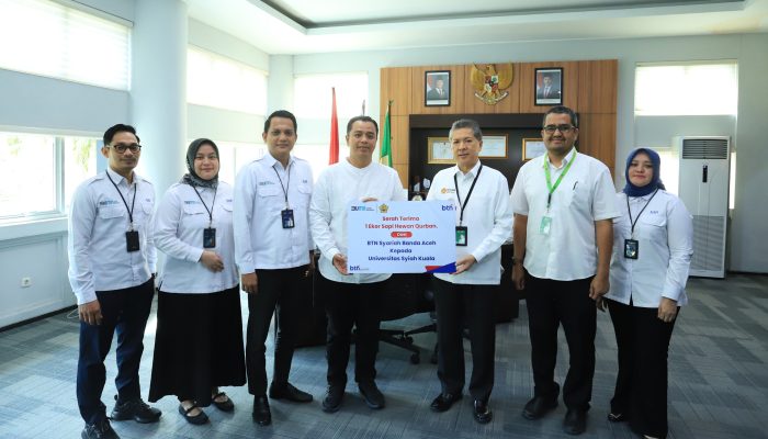 BTN KCS Banda Aceh Serahkan Hewan Kurban untuk USK
