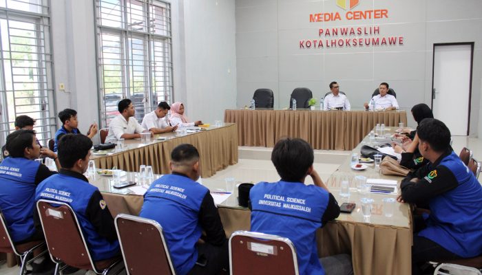 Kunjungi Panwaslih Kota Lhokseumawe, Mahasiswa Ilmu Politik Pertanyakan Sejumlah Hal