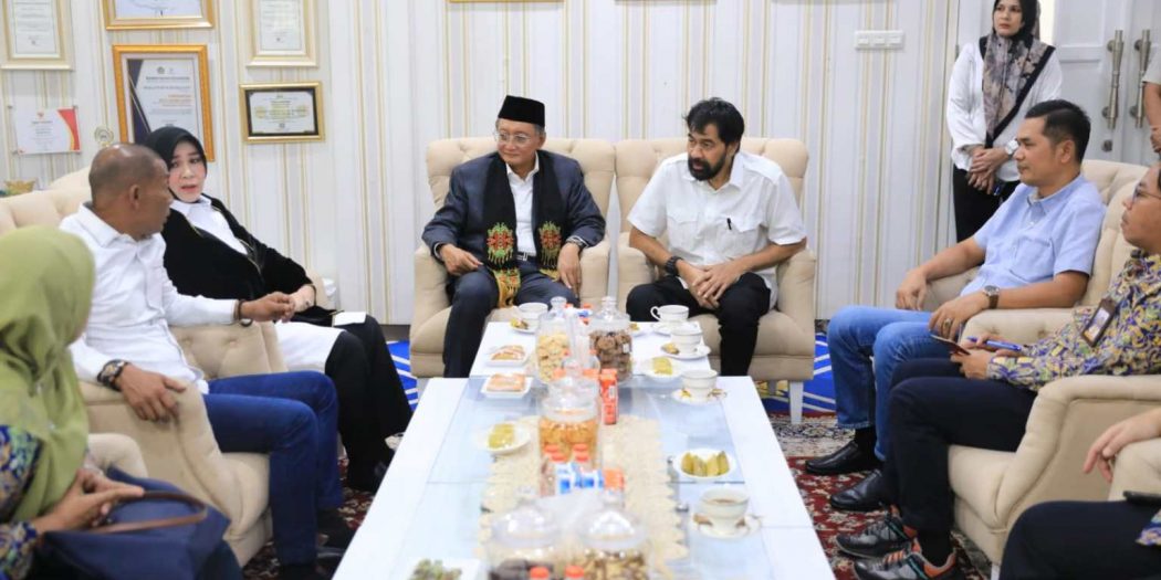 mualem menteri pu