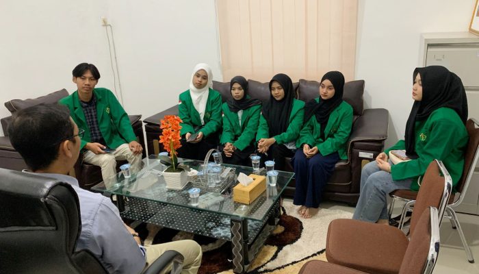 Datangi Bawaslu Kota Lhokseumawe, Mahasiswa Pertanyakan Partisipasi Pemilih