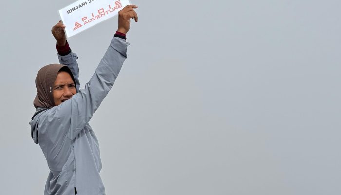 Hindari FOMO, Ini yang Perlu Diperhatikan Saat Mendaki Gunung