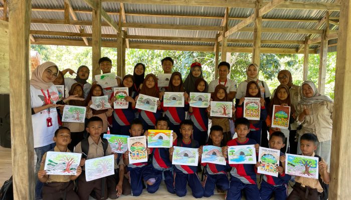 KKN Kebangsaan Mahasiswa ISBI Aceh di Maros Kenalkan Budaya Lewat Warna