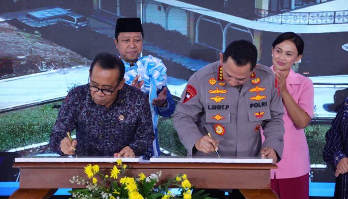 Kapolri Resmikan SMA Kemala Taruna Bhayangkara dan SMA Global Darussalam Academy