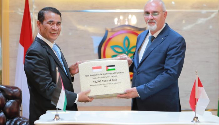 Indonesia Salurkan 10 Ribu Ton Beras untuk Palestina