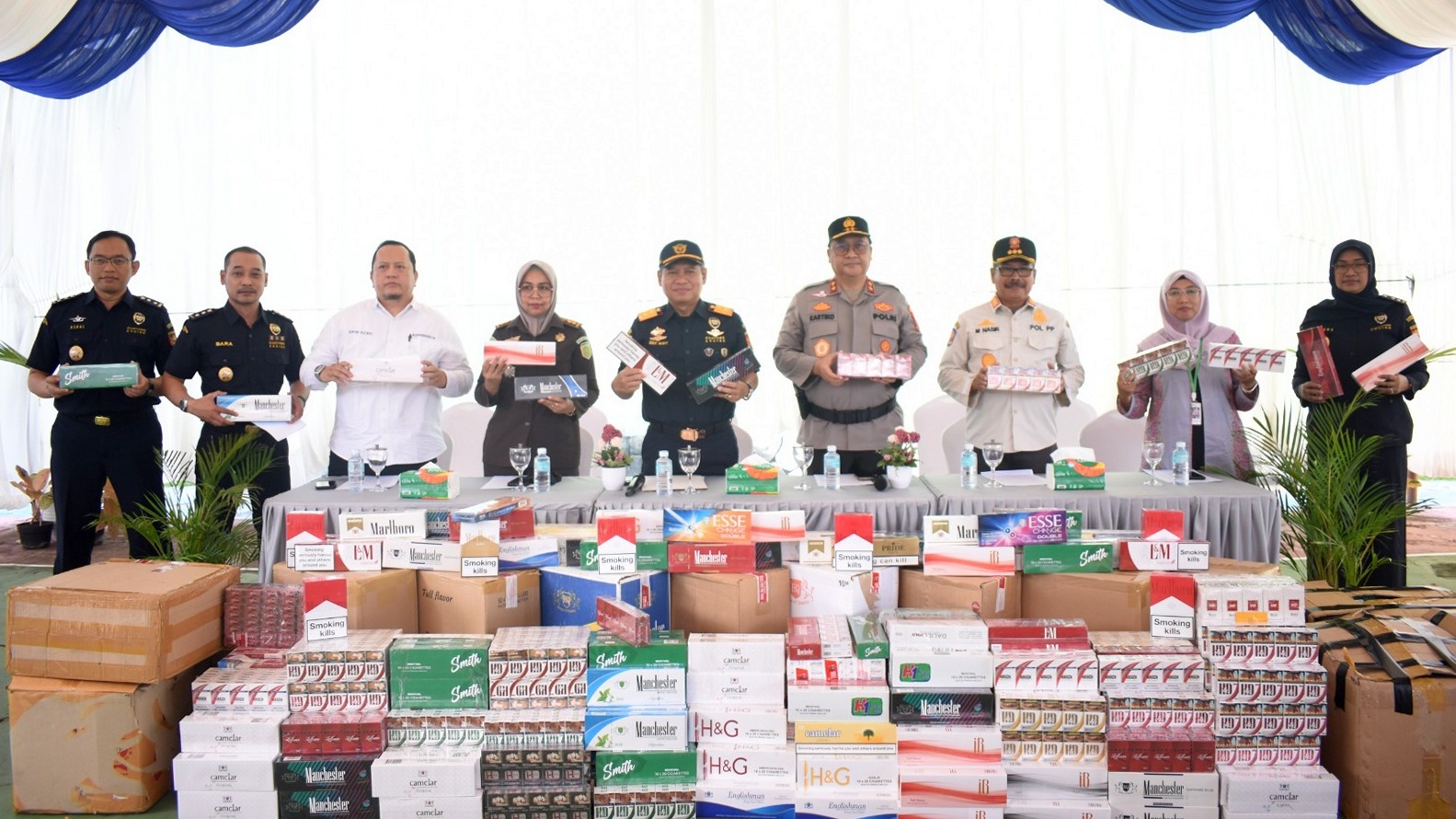 Kanwil DJBC Aceh memusnahkan ratusan ribu batang rokok ilegal