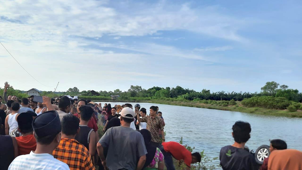 tkp mobil pencuri kambing terguling di aceh utara