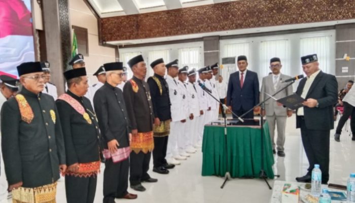 Bupati Aceh Utara Lantik Imum Mukim dan Geuchik