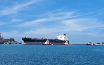 Kapal kargo MT Maersk Magellan