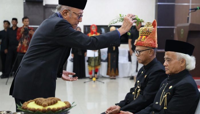 Pengukuhan Pengurus PAW Majelis Adat Aceh Periode 2021–2026