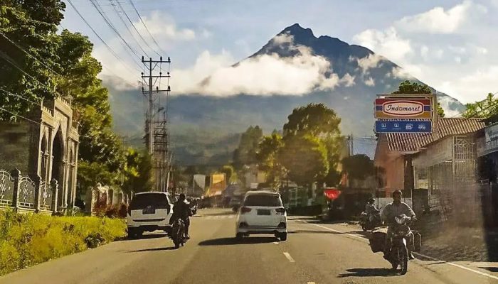 Gunung Burni Telong Berstatus Waspada, Warga Diimbau Tetap Siaga