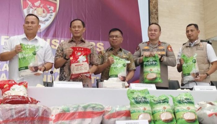 Satgas Pangan Sita 132 Ton Beras Oplosan Produksi PT Food Station
