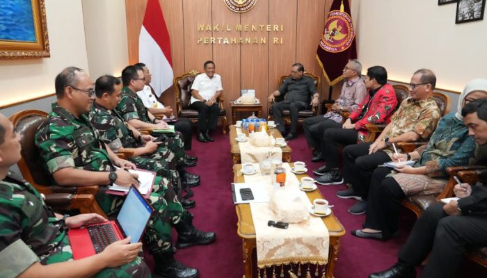 Kemhan dan Komisi Informasi Pusat Perkuat Sinergi Keterbukaan Informasi Pertahanan