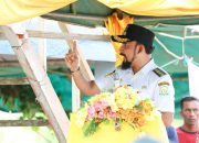 Bupati Aceh Timur, Iskandar Usman Al-Farlaky, saat hadir dalam acara syukuran penyelesaian adat Gampong Jeungki sekaligus Haul Teuku Chik Lamkapang ke-177 di Kecamatan Peureulak Timur