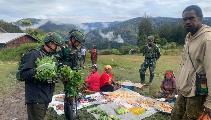 Satgas Yonif 113/JS Dorong Perekonomian Masyararakt Lewat Program Bohati
