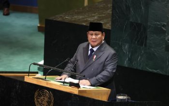 Presiden Republik Indonesia, Prabowo Subianto menyampaikan pidato pada Konferensi Internasional Tingkat Tinggi untuk Penyelesaian Damai atas Masalah Palestina dan Implementasi Solusi Dua Negara yang digelar di Gedung Majelis Umum Perserikatan Bangsa-Bangsa (PBB), New York, Amerika Serikat