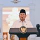 Presiden Prabowo Subianto memberikan keterangan media bersama pimpinan lembaga negara dan ketua umum partai politik di Istana Merdeka, Jakarta