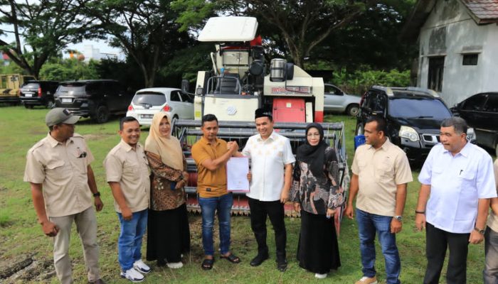 Sayuti Abubakar Dorong Modernisasi Pertanian Lewat Bantuan Alsintan