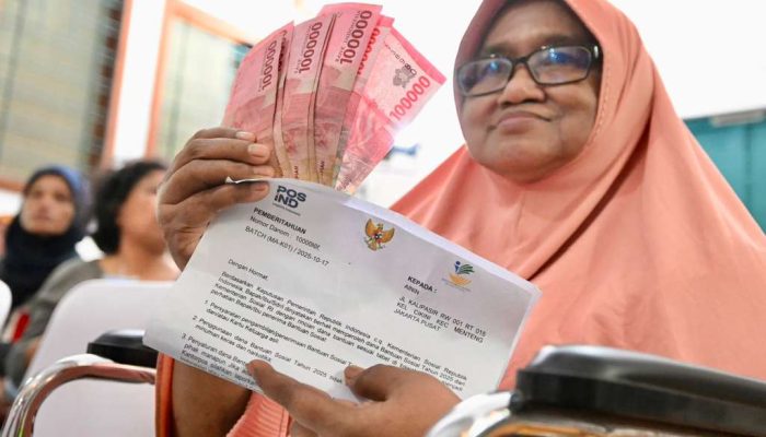 Pemerintah Luncurkan BLT Kesra untuk 35 Juta Keluarga