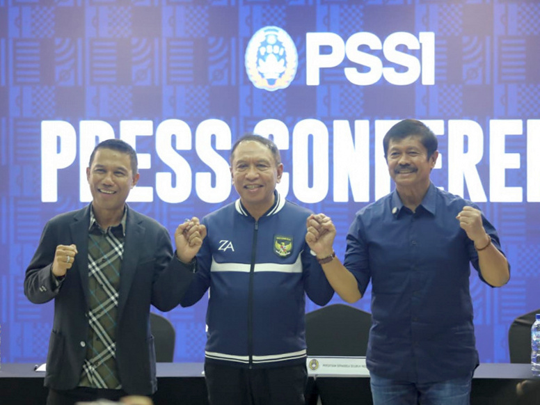 Indra Sjafri resmi ditunjuk sebagai pelatih Timnas Indonesia U-23 untuk SEA Games 2025. Keputusan ini diumumkan oleh Wakil Ketua Umum PSSI, Zainuddin Amali, dalam konferensi pers di Jakarta, Senin (29/9)