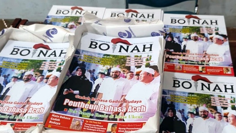 Majalah berbahasa Aceh “BOINAH” edisi kelima yang diterbitkan oleh Disbudpar Aceh