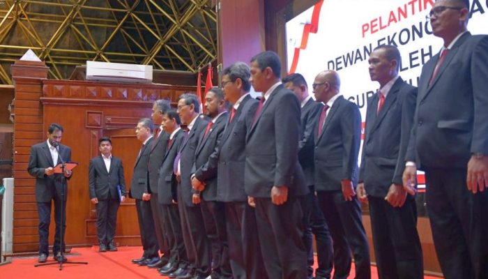 Gubernur Mualem Lantik Dewan Ekonomi Aceh, Begini Fungsinya
