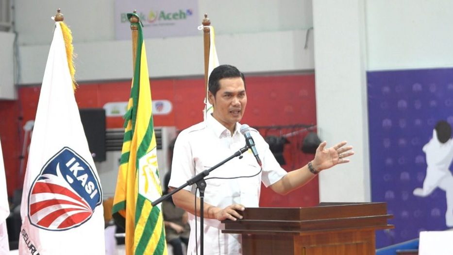 Sekretaris Daerah Aceh, M. Nasir, memberikan sambutan sekaligus membuka secara resmi Indonesia Open Fencing Championship 2025 di Hall Anggar Aceh, Banda Aceh, Jumat (3/10). Kejuaraan ini diikuti oleh atlet dari tujuh negara: Indonesia, Malaysia, Kamboja, Thailand, Brunei Darussalam, Taiwan, dan Australia.