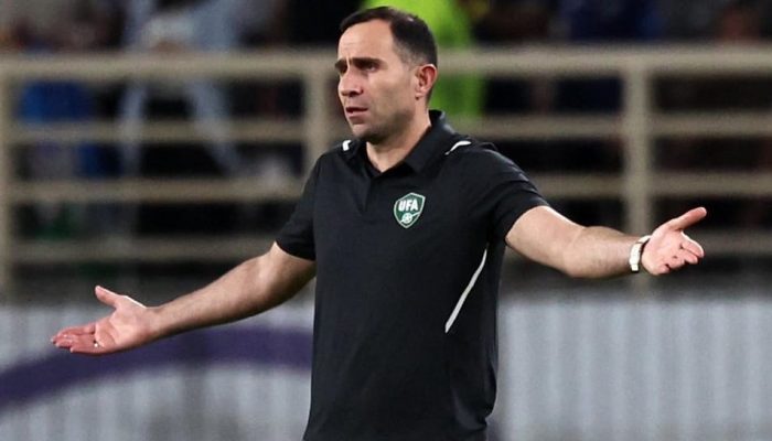 Timnas Indonesia Mencari Pengganti Kluivert, Kali ini dari Asia?
