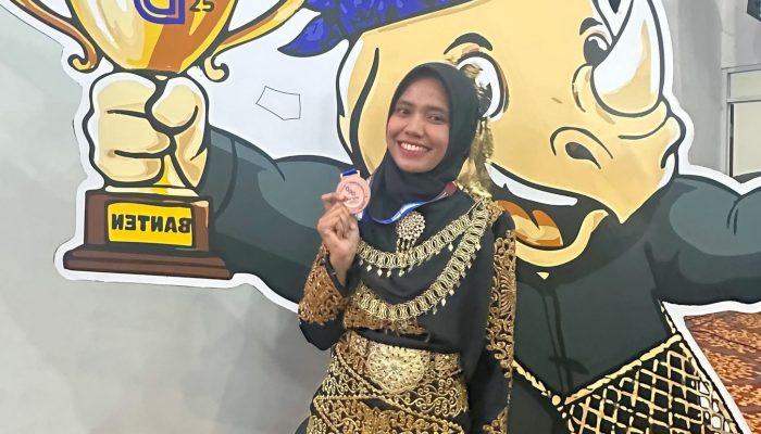 Andis Febrina, Siswi MAN 3 Aceh Besar Borong Dua Penghargaan Nasional