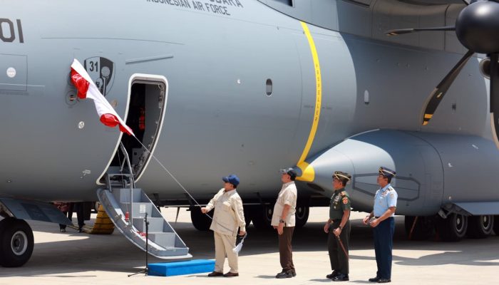 Presiden Prabowo Serahkan Pesawat A400M ke TNI AU