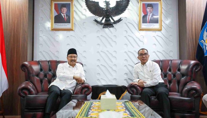 Kemensos dan Kemendiktisaintek Siapkan Beasiswa bagi Lulusan Sekolah Rakyat