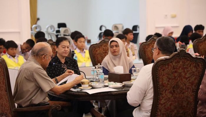 Pendidikan Bukan Hanya Tanggung Jawab Sekolah, tapi juga Keluarga