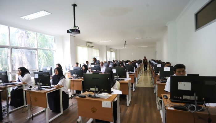 575 Peserta Ikut Ujian CAT Seleksi Pegawai Tetap USK