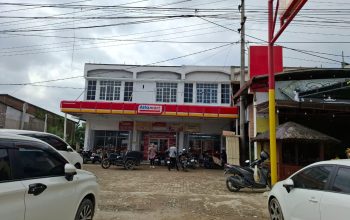 Warga Lhoksukon Berburu Kebutuhan Pokok, Ritel Modern Jadi Solusi