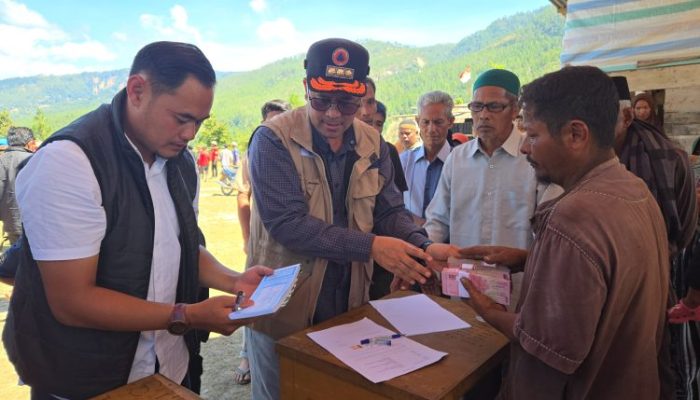 Bupati Aceh Tengah Bayar Ganti Rugi Lahan Relokasi Warga Kutereje