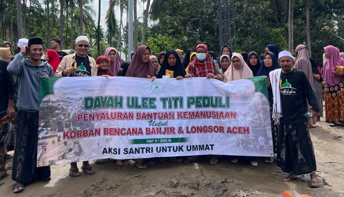 Dayah Ulee Titi Salurkan Bantuan di Tiga Kabupaten Terdampak Bencana