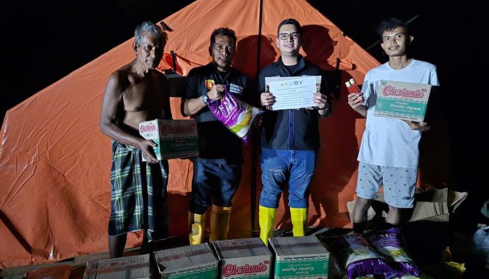 Mahasiswa FKH USK Salurkan Bantuan Kemanusiaan ke Warga Aceh Tamiang