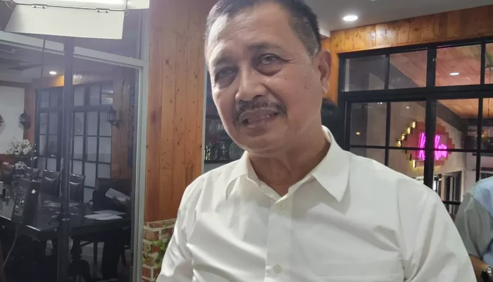 Eks Wakapolri: Foto di Ijazah Jokowi Berbeda dengan Aslinya