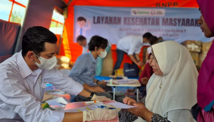 PGE Turun Langsung Layani Kesehatan Korban Banjir Langkahan