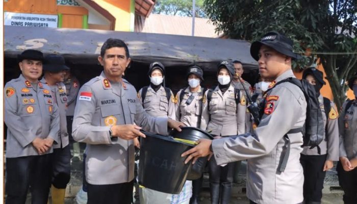 Kapolda Aceh Serahkan Perangkat Korve untuk Taruna Akpol